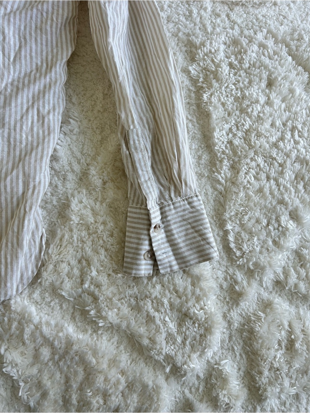 Onia - Air Linen Boyfriend Top
Cream Striped Relaxed Button-Front Shirt - Picture 7 of 7